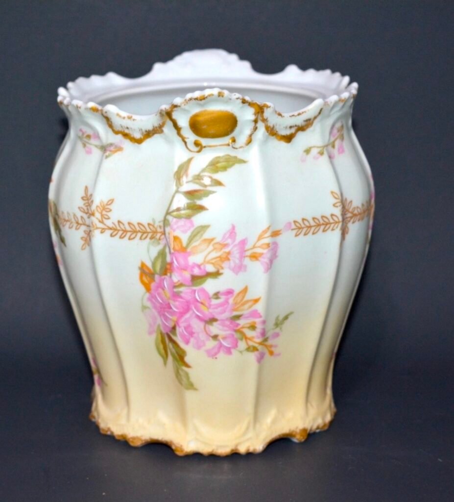 Antique porcelain cracker jar body with pink flowers, gilt leaf garlands and a scalloped gilt rim